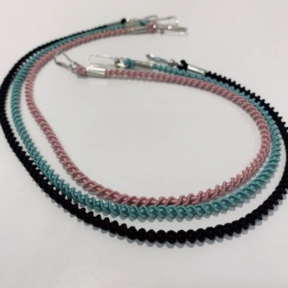 Accessories - Adjustable Mask Holder Kids and adults